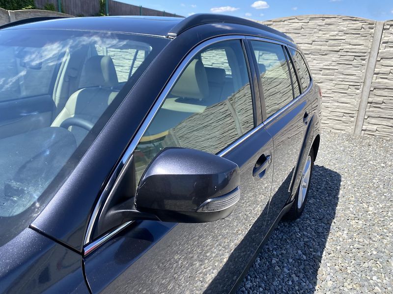 Subaru Outback 2.5i 170PS 4x4 BIFUEL PAN NAVI - fotka 22 z 157