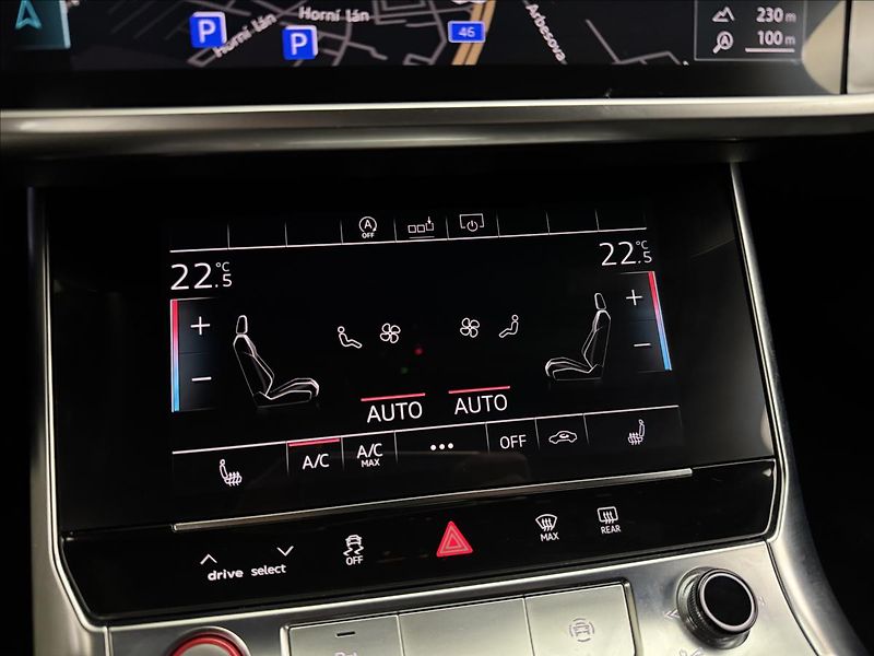 Audi S6 3,0 55TDi 257kW ACC AIR Q TZ - fotka 23 z 50