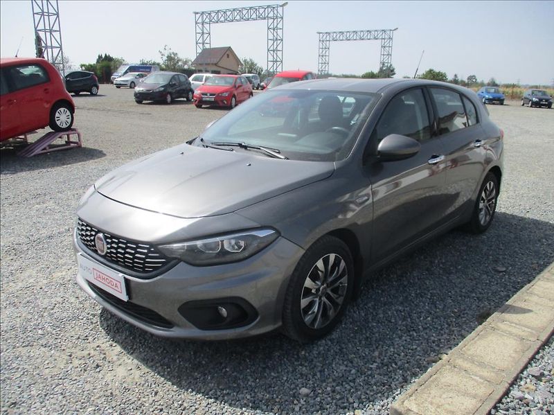 Fiat Tipo 1,4 16V, digiklima,serviska, - fotka 3 z 28