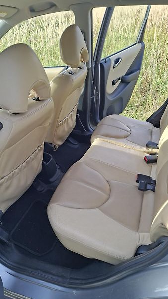 Honda Jazz (2006) FACELIFT, DIGI KLIMA, KŮŽE - fotka 14 z 20