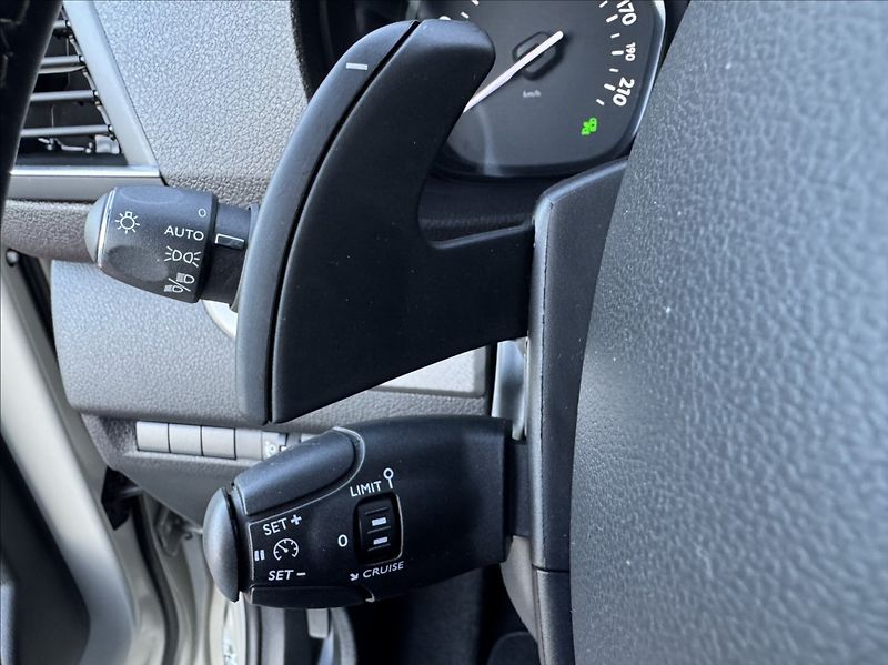 Citroën SpaceTourer 2,0 BlueHDi,8míst,DPH,1.maj,ČR - fotka 32 z 50