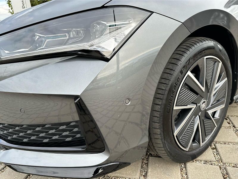 Škoda Superb (2027) 2,0 TDI 110 kW 7-stup. automat - fotka 22 z 25