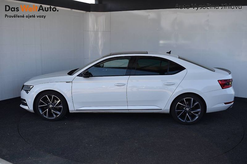 Škoda Superb (2023) 2.0TDI 147kW DSG Sportline 4x4 - fotka 3 z 29