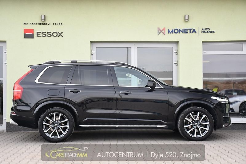 Volvo XC90 D5 AWD MOMENTUM ČR - fotka 6 z 39