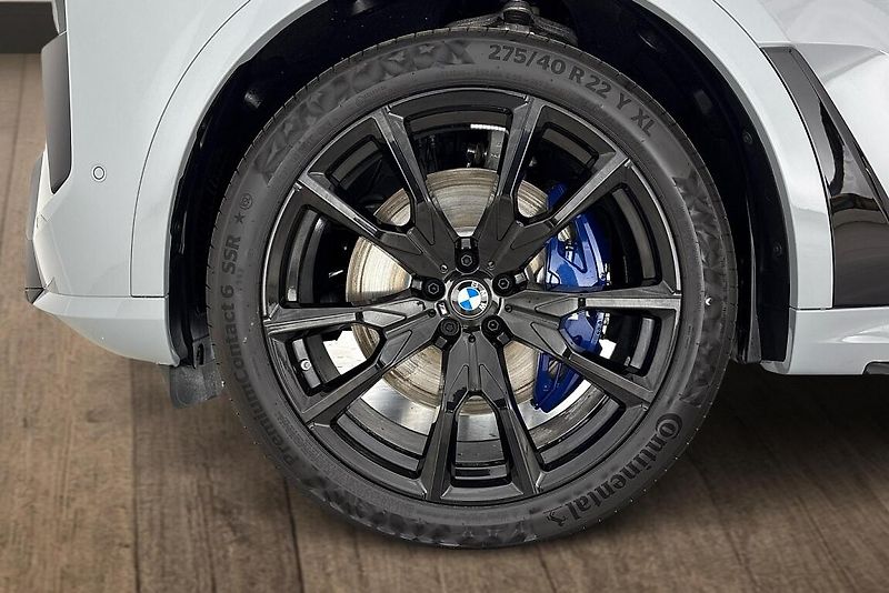 BMW X7 xDrive40d - fotka 29 z 29