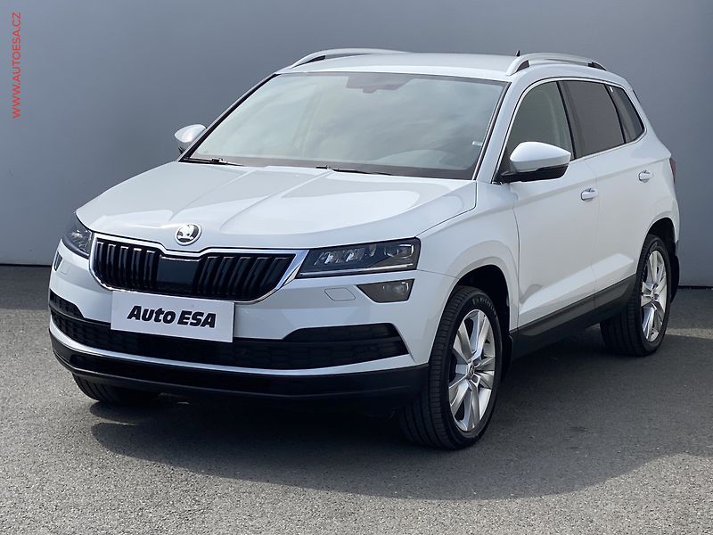 Škoda Karoq (2021) 2.0 TDi, 1.maj,ČR, Style, LED - fotka 3 z 19