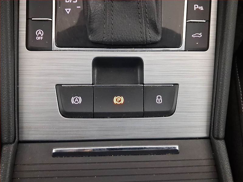 Škoda Superb (2021) 2.0 TDI, Automat, ČR,1.maj - fotka 30 z 31