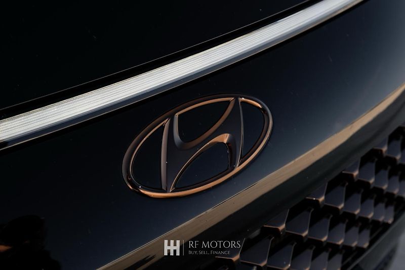Hyundai Staria (2023) 2.2 CRDi Luxury 4x4 130kW - fotka 13 z 54