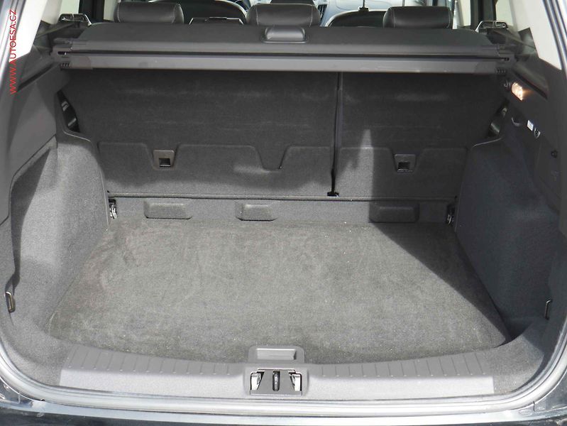 Ford Kuga (2019) 1.5 EB 4x4, Vignale, AT - fotka 7 z 22