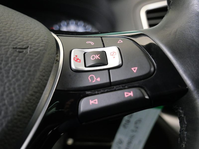 Volkswagen Sharan - fotka 16 z 26