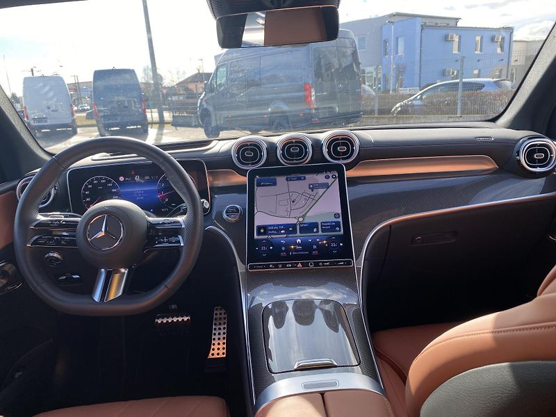 Mercedes-Benz GLC GLC 200 AMG 4MATIC - fotka 10 z 27