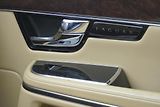 Jaguar XJ 5.0 V8 PREMIUM LUXURY - náhled 37