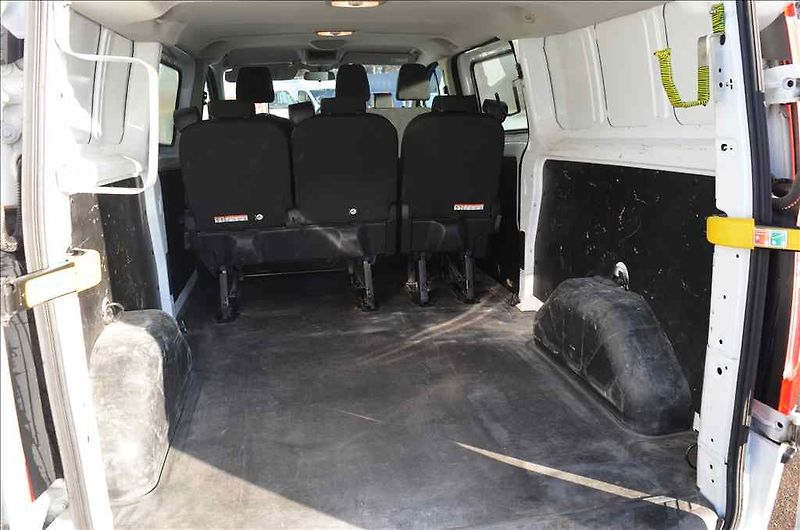 Ford Transit (2022) CUSTOM 2,0 D - fotka 17 z 18