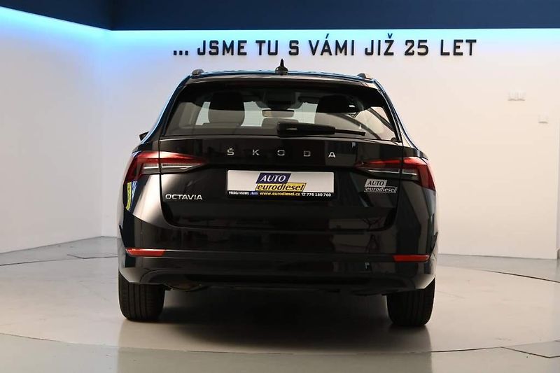 Škoda Octavia (2023) 2.0 DSG LED VIRTUAL TDI - fotka 6 z 32