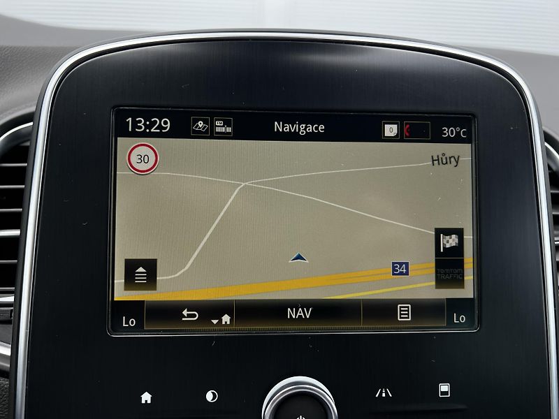 Renault Grand Scénic 1.3TCe AT Intense 7-Míst TZ - fotka 17 z 26