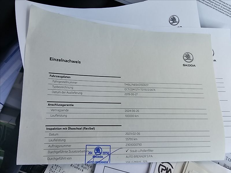 Škoda Octavia III 2,0TDi 110KW STYLE + - fotka 40 z 46