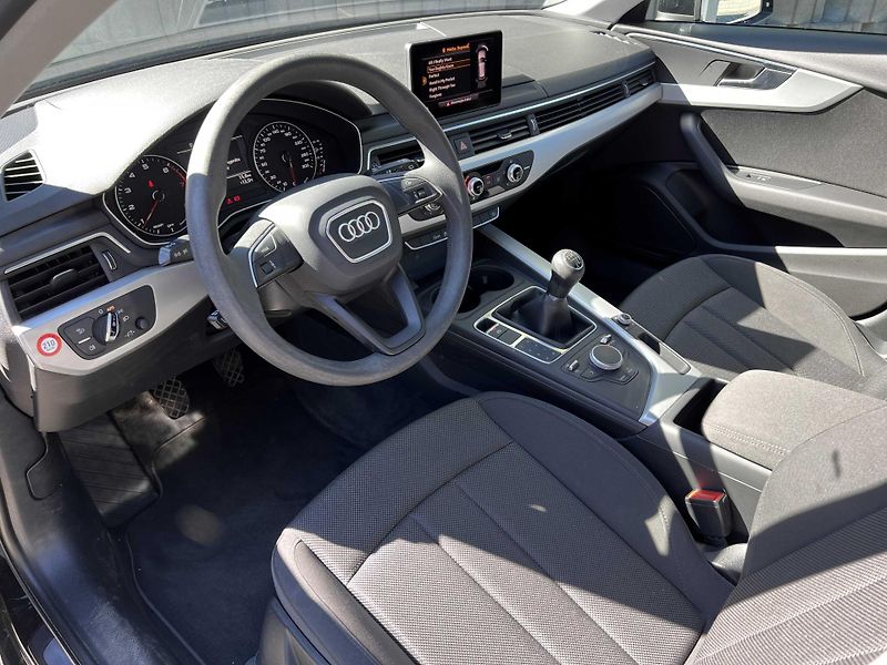 Audi A4 Avant 1.4 TSi 110 kW 56.000KM MR2018 - fotka 9 z 16