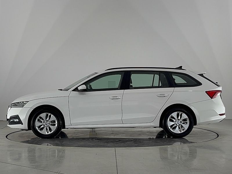 Škoda Octavia Ambition - fotka 3 z 25