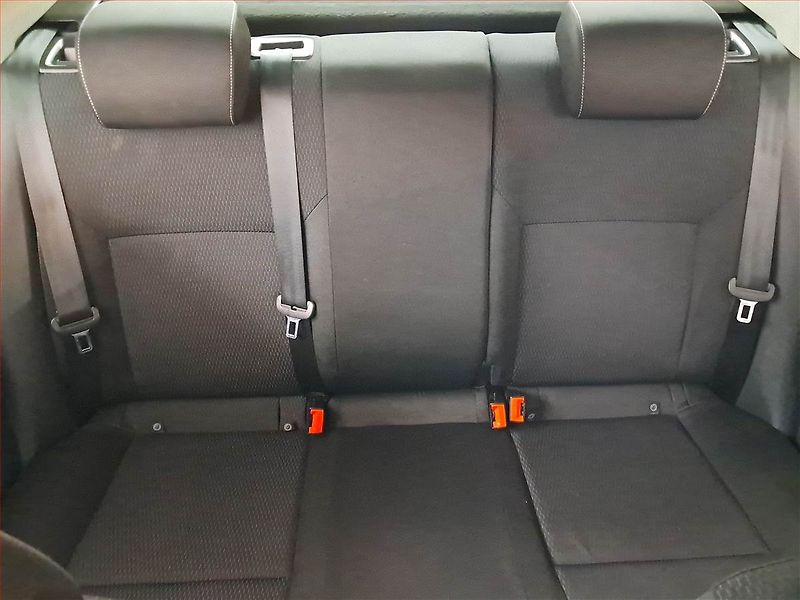 Škoda Rapid (2013) 1.2 TSI, Park. senzory - fotka 10 z 18