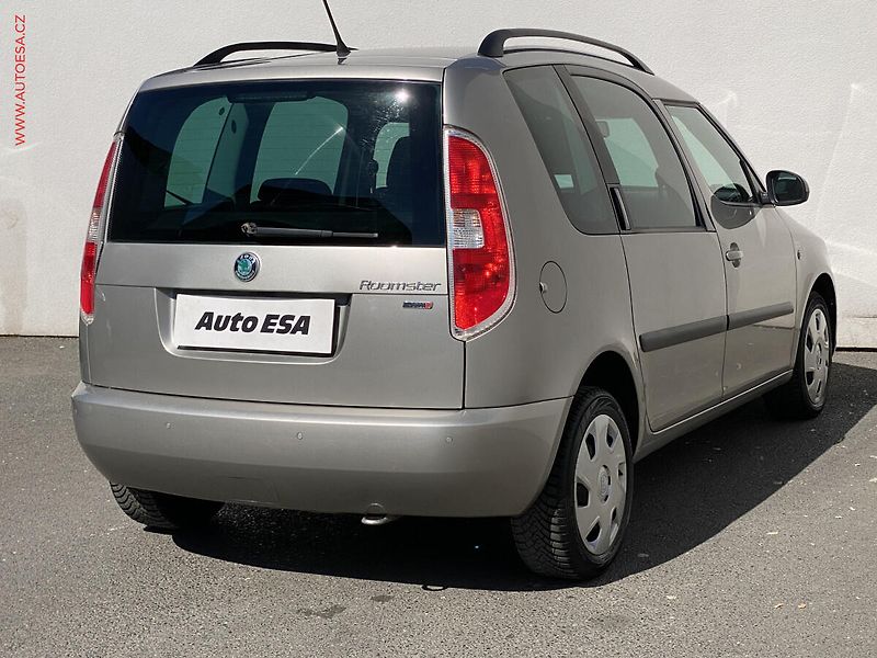 Škoda Roomster (2012) 1.6 TDi, Family, TZ - fotka 4 z 18