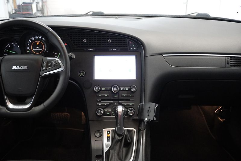 Saab 9-5 1.9 TID4 140kW - fotka 21 z 27