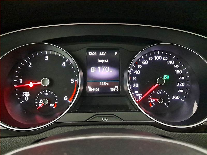 Volkswagen Passat (2018) Alltrack 2.0 TDI, 4X4 - fotka 11 z 18