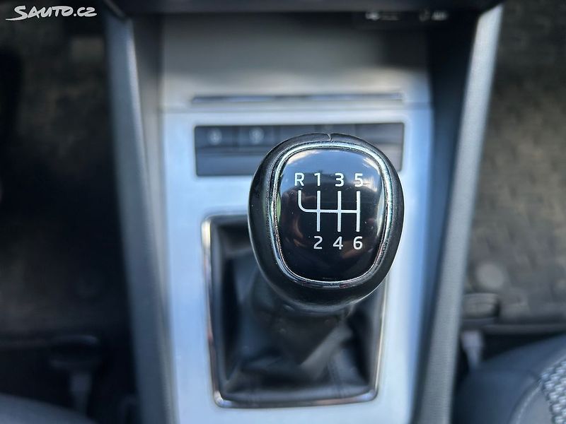 Škoda Octavia (2013) 2.0 TDi 110 KW - fotka 20 z 27