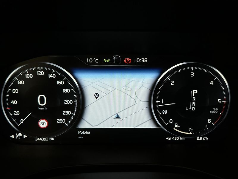Volvo XC60 D4 AWD INSCRIPTION AUT CZ - fotka 21 z 42