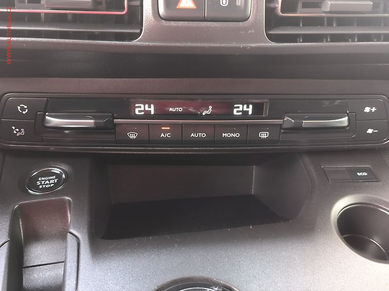 Opel Combo (2020) 1.5CDTi MAXi XL, Life, AT - fotka 16 z 24