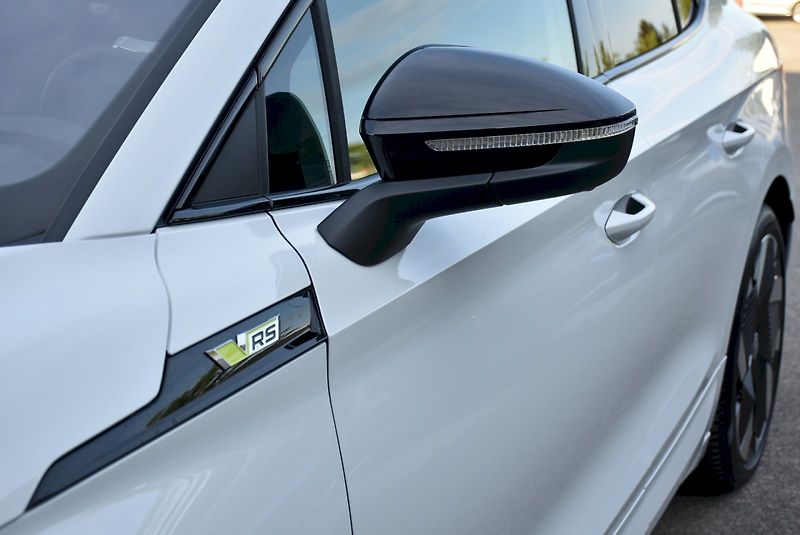 Škoda Enyaq (2026) RS 84x - fotka 17 z 44