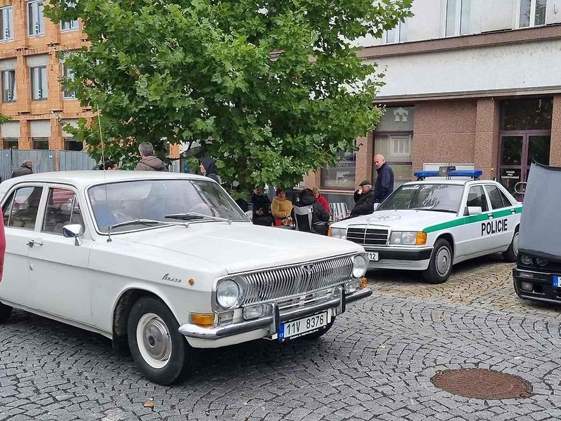 Podzimní sraz veteránů v Kralupech nad Vltavou.