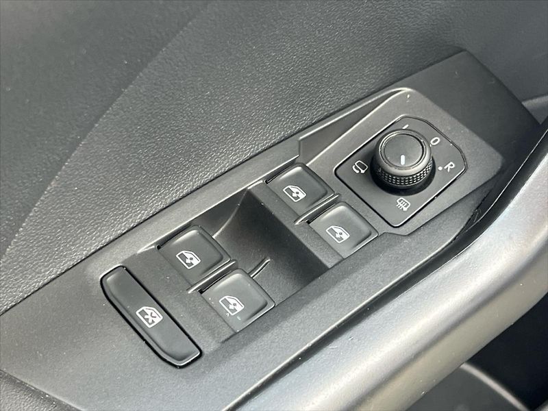 Volkswagen T-Cross 1,0 TSi 81kW 7DSG LIFE - fotka 20 z 24