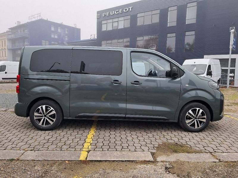 Peugeot Traveller Active L2 2.2 BlueHDi 180 S&am - fotka 4 z 7
