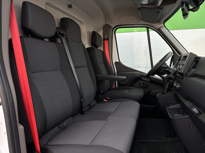 Renault Master 2.3dCi Van L2H2P3 3,5t KLIMA D - fotka 38 z 38
