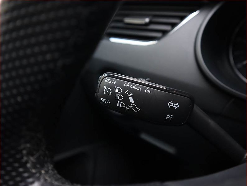Škoda Octavia (2015) 2.0 TDI, Tempomat - fotka 18 z 18