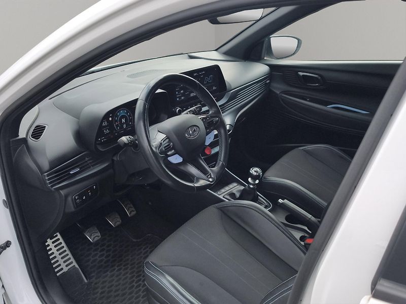 Hyundai i20 (2022) N Premium 1.6 T-GDi 150kW, ČR, - fotka 24 z 28