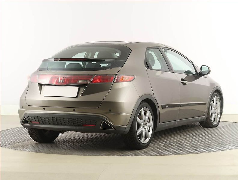 Honda Civic (2006) 2.2 i-CTDi, nová STK - fotka 5 z 22