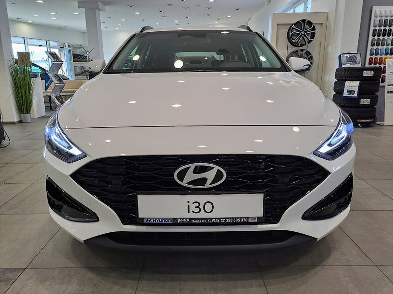Hyundai i30 (2026) 1,6 T-GDI DCT GO Czech! - fotka 2 z 19