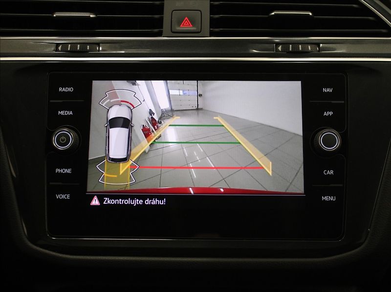 Volkswagen Tiguan Allspace 1,5 TSi 110kW DSG Life 1.maj. - fotka 10 z 23
