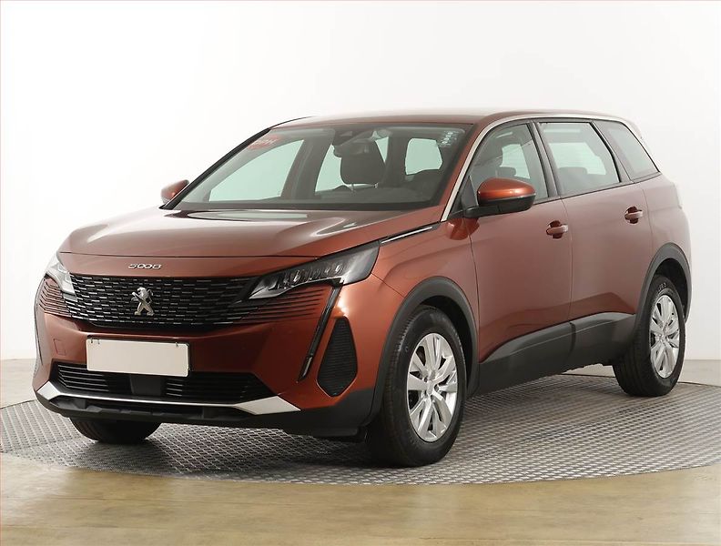 Peugeot 5008 (2021) Active PureTech 130, 7 míst - fotka 2 z 22