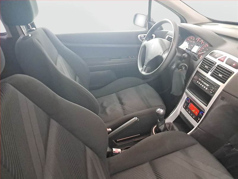 Peugeot 307 (2006) 1.6 16V, nová STK, v provozu - fotka 9 z 14