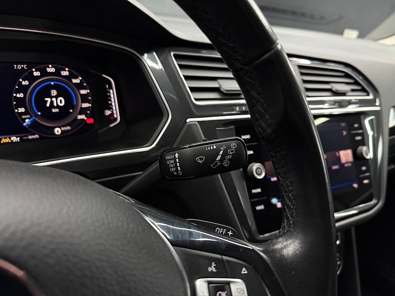 Volkswagen Tiguan (2020) 2.0 TDi DSG Highline - fotka 21 z 28