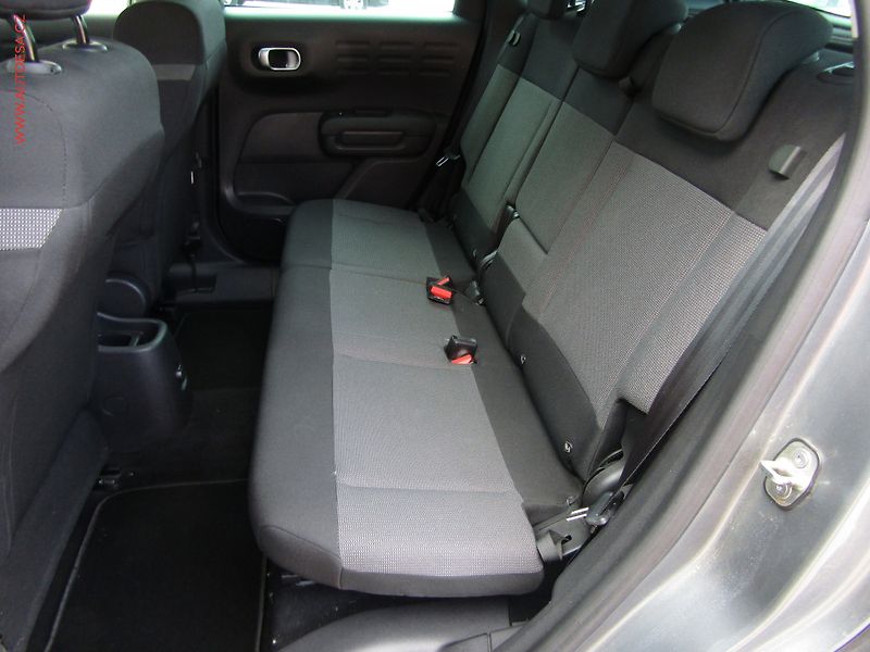 Citroën C3 Aircross (2019) 1.2PT, Shine, navi, panor - fotka 10 z 19