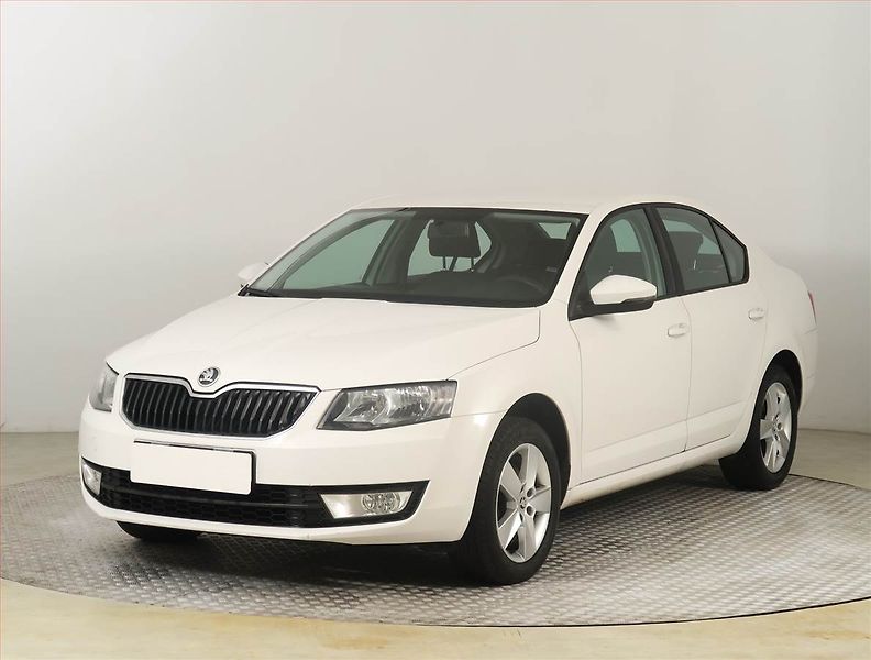 Škoda Octavia (2013) 1.2 TSI, Serv.kniha - fotka 2 z 15