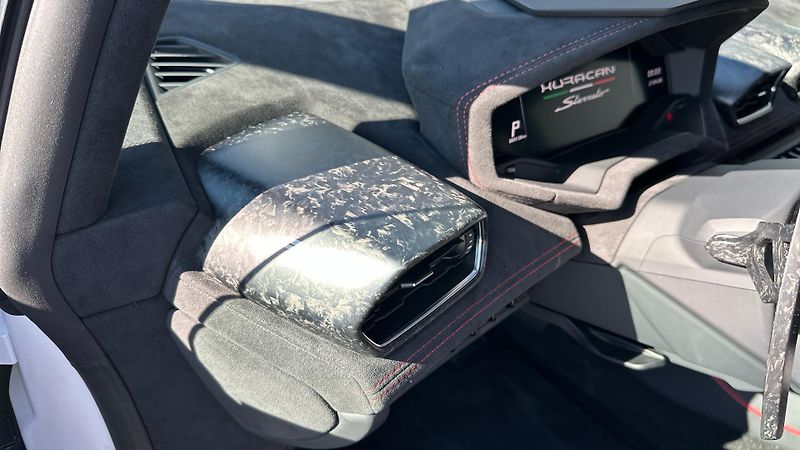 Lamborghini Huracán (2023) Sterrato 1di1499 / Záruka - fotka 13 z 19