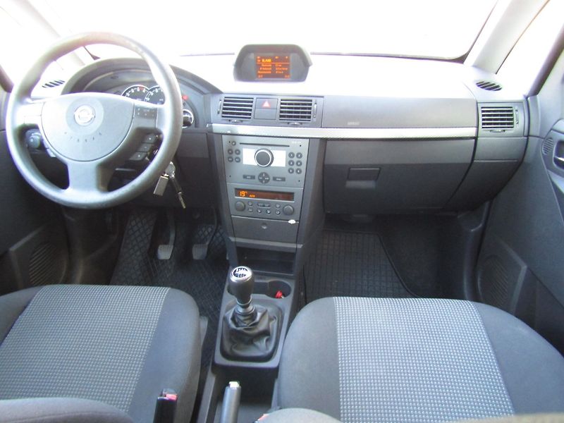 Opel Meriva (2009) 1.7 CDTi 74kW - fotka 15 z 35