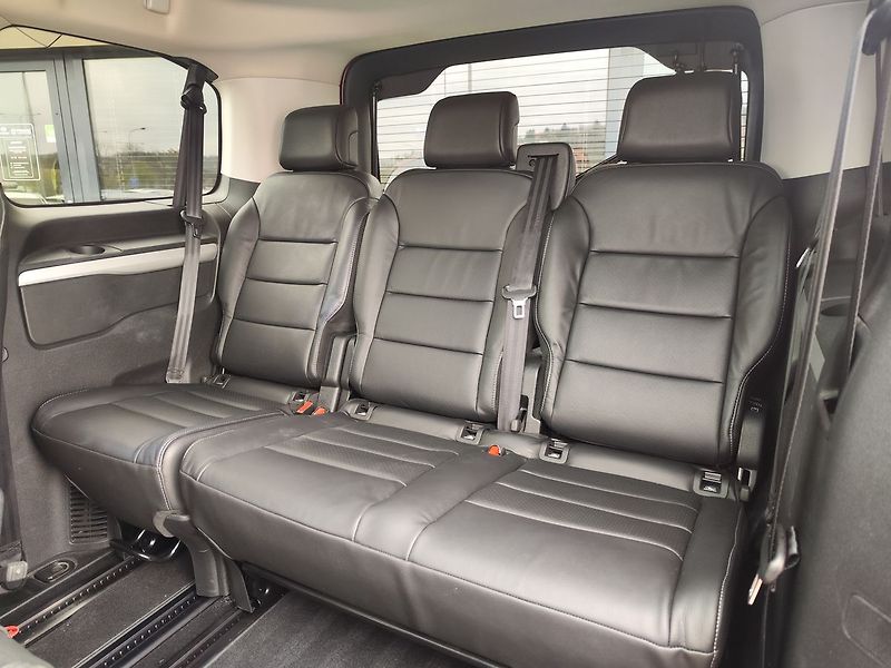 Peugeot Traveller 2.0 HDI/130kW L2 Bussines AUT - fotka 11 z 37