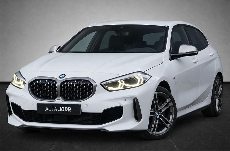 BMW Řada 1 M135i xDrive, Harman, Komfort - fotografie inzerátu