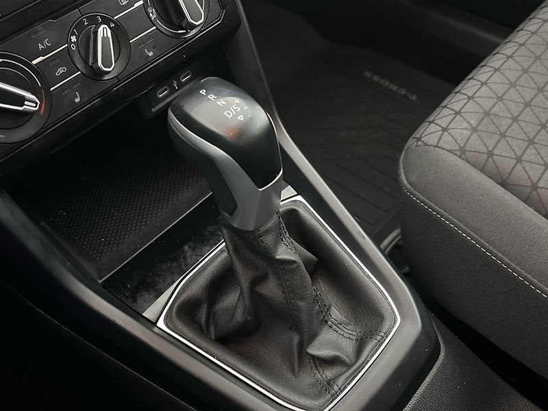 Volkswagen T-Cross LIFE - fotka 20 z 28