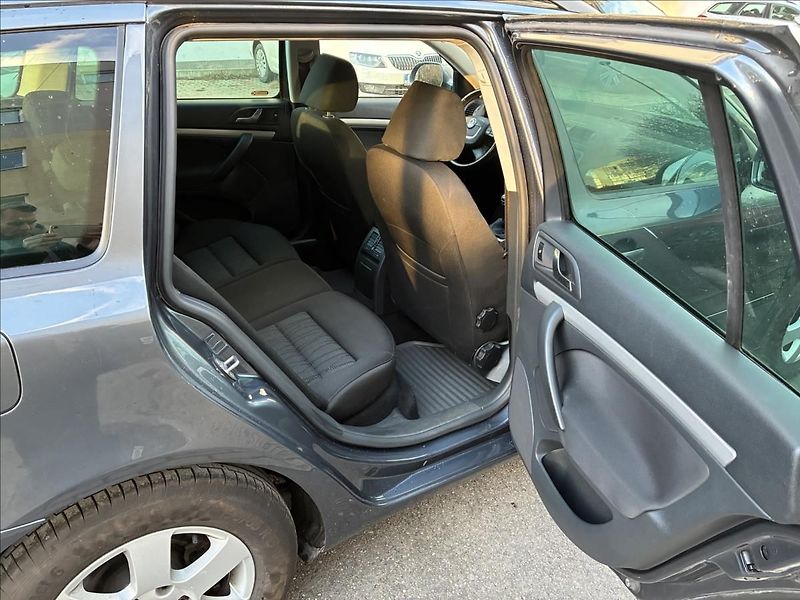 Škoda Octavia 1.6 TDi 4x4 77 kW - fotka 19 z 20